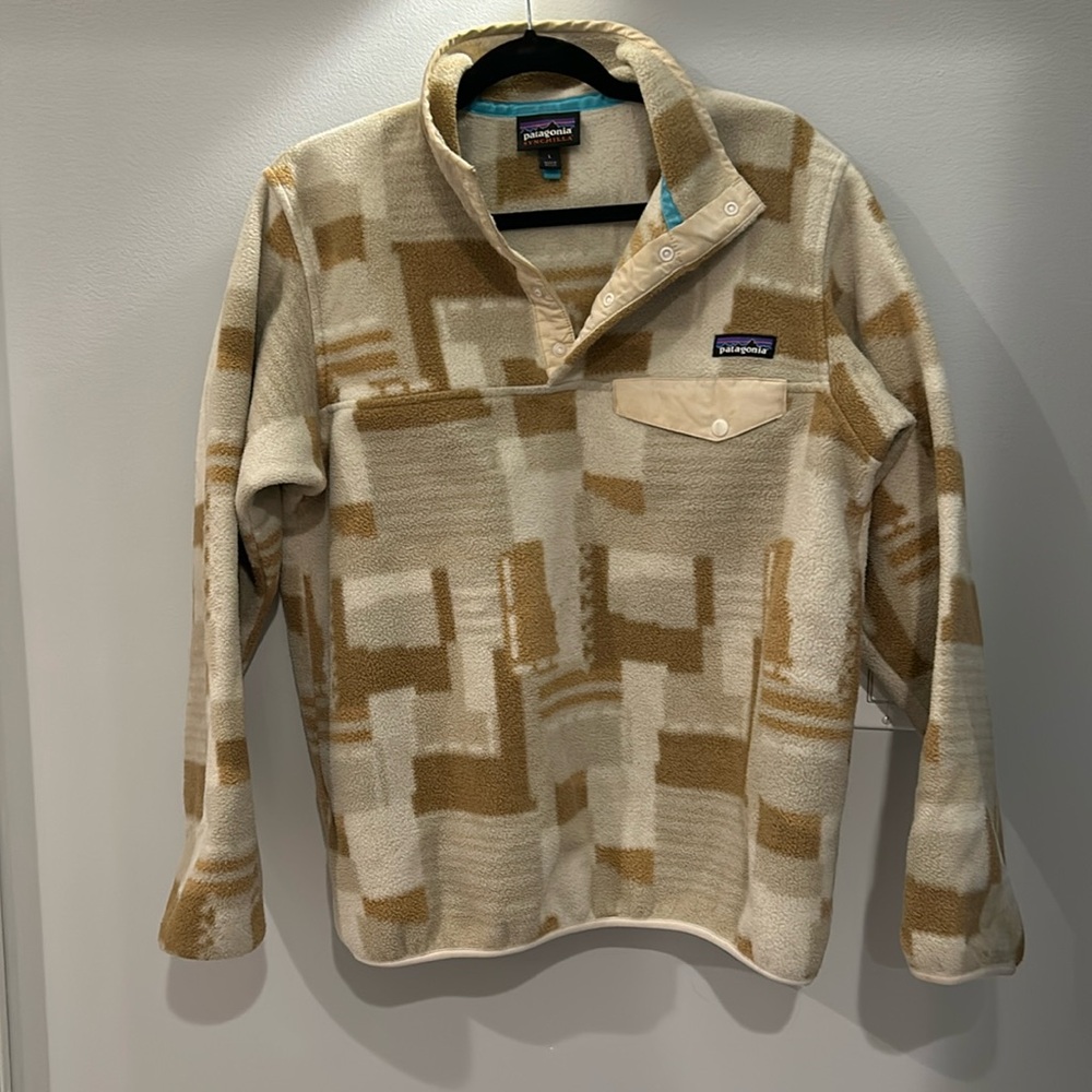 Patagonia pull over